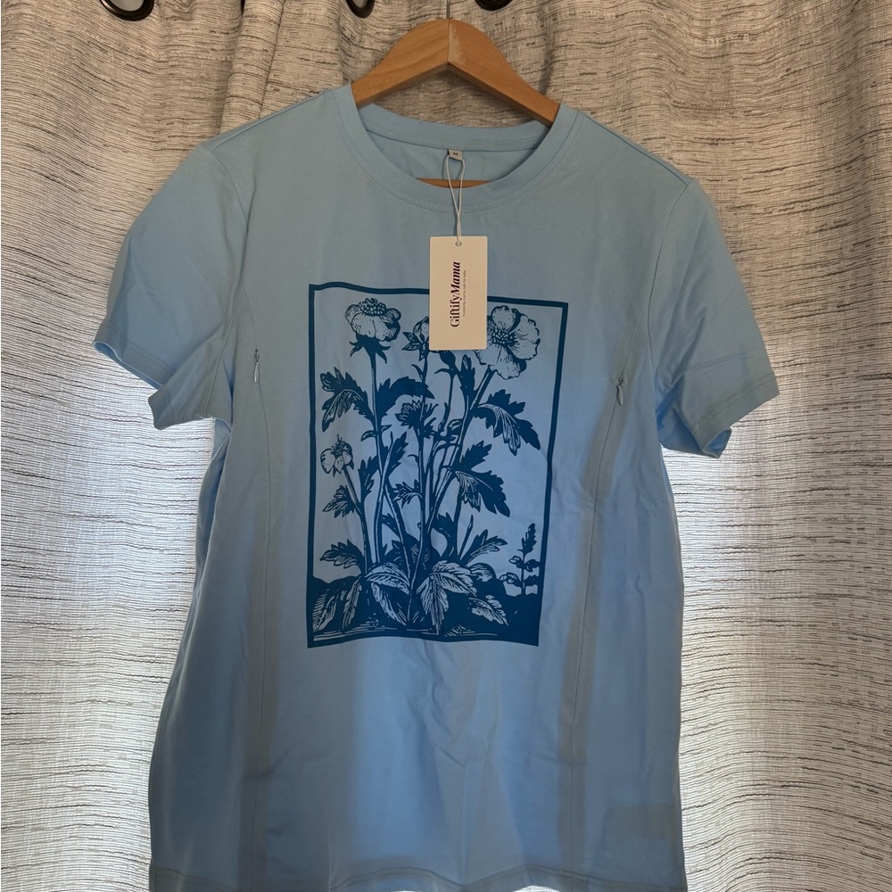 Light Blue Short Sleeve Side-zip Breastfeeding Tee with Floral Graphic
